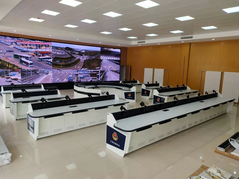 Bảng điều khiển giám sát thẳng